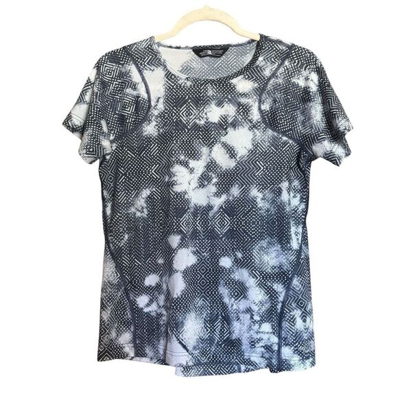 The North Face Seamless Top Womens Medium Multicolor Print Short Sleeve Blouse - Picture 1 of 8
